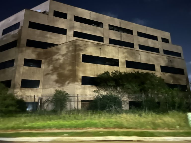 Office Bulding