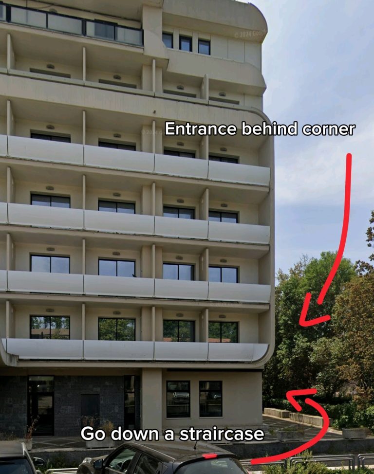 Primus, Abandoned Hotel