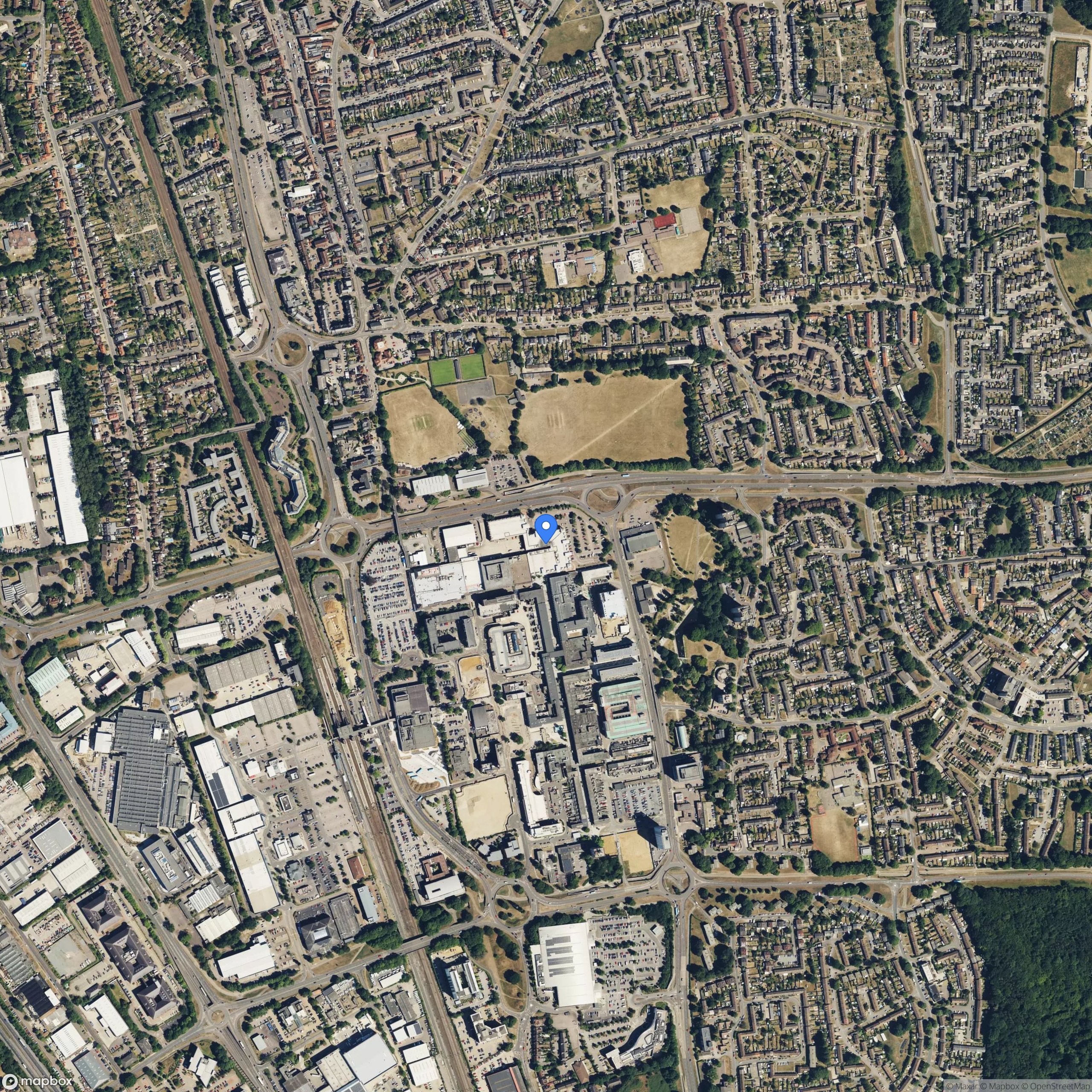 51°54'16.3"N 0°12'07.1"W