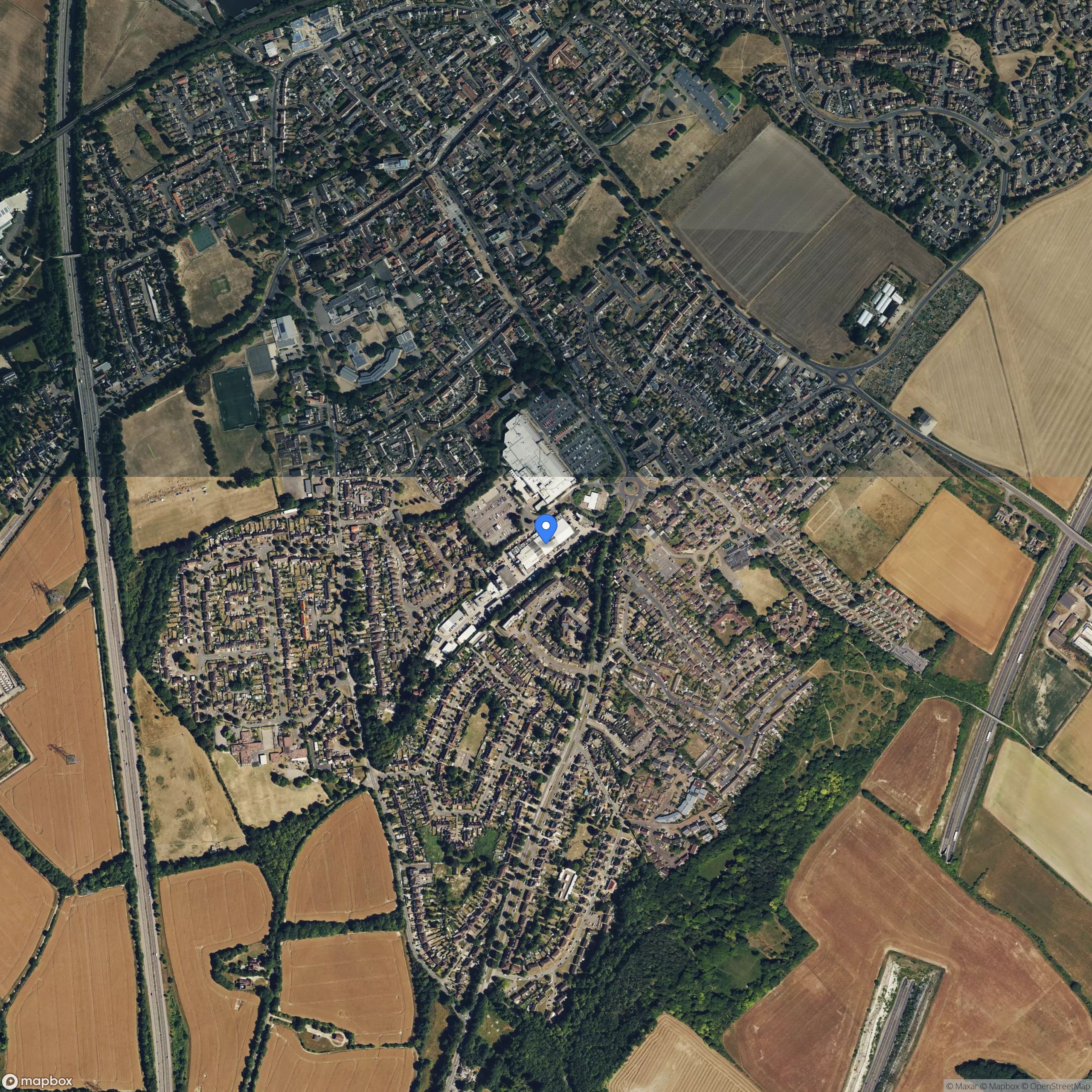 51°59'01.7"N 0°11'09.4"W