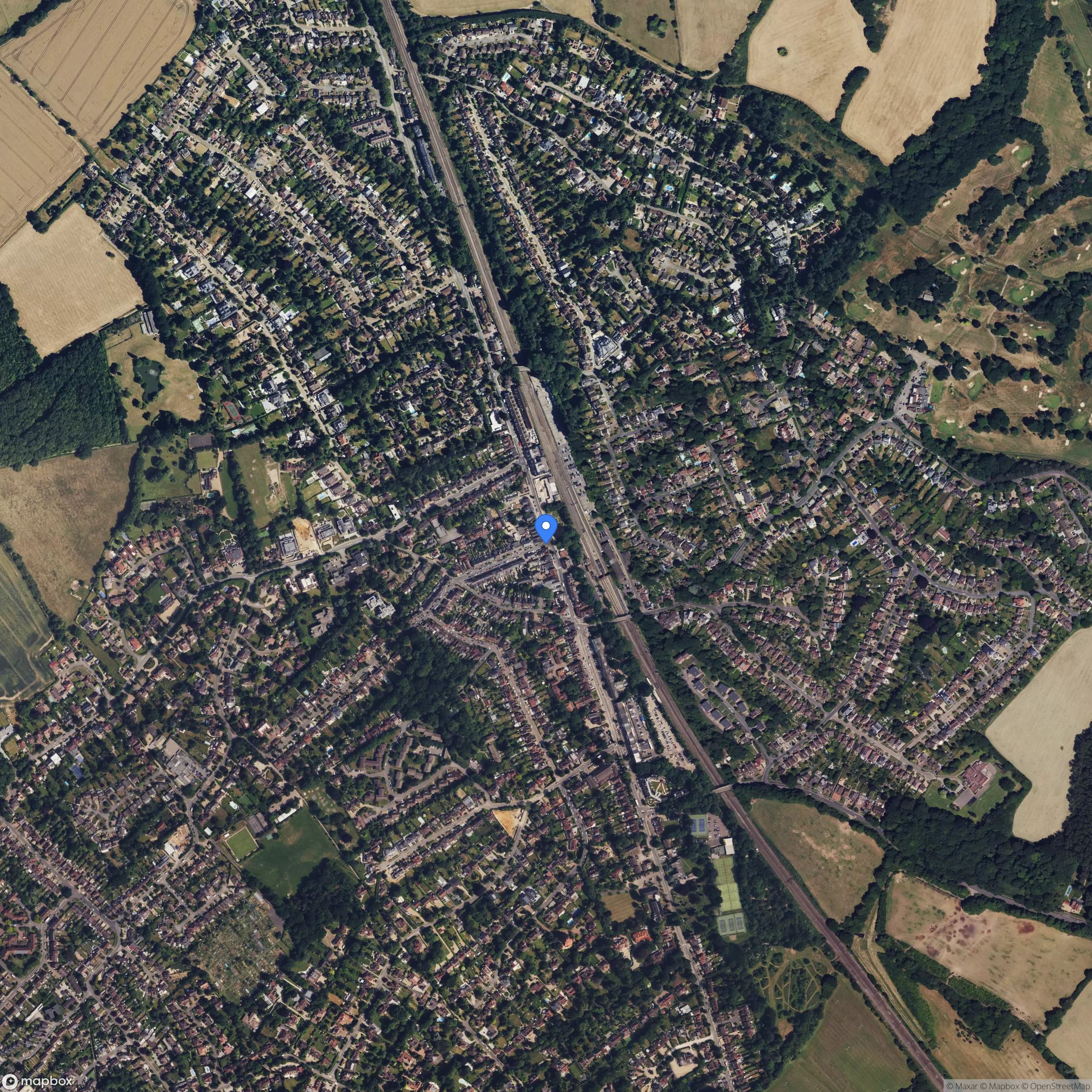 51°41'08.4"N 0°19'06.4"W