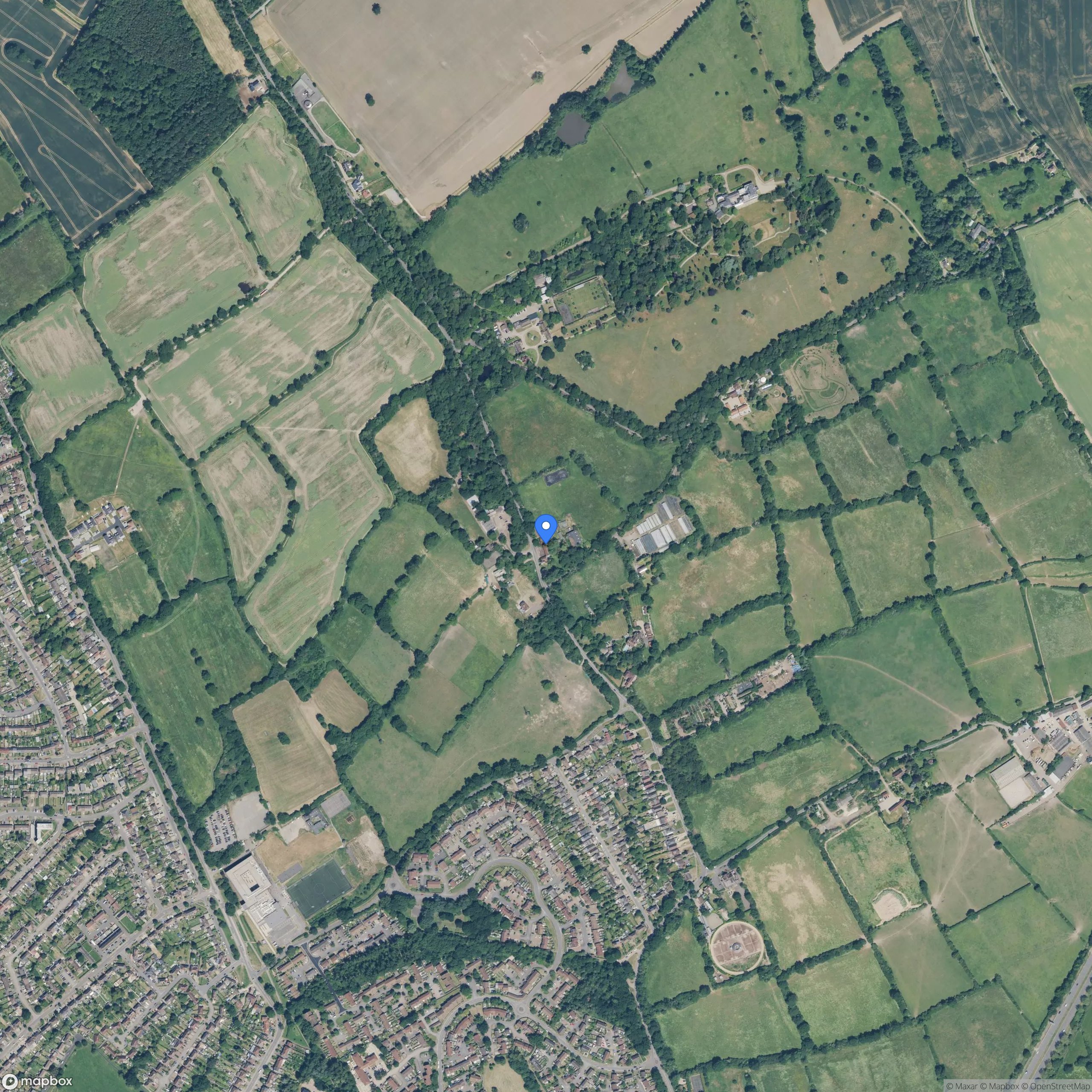 51°40'19.1"N 0°15'31.2"W
