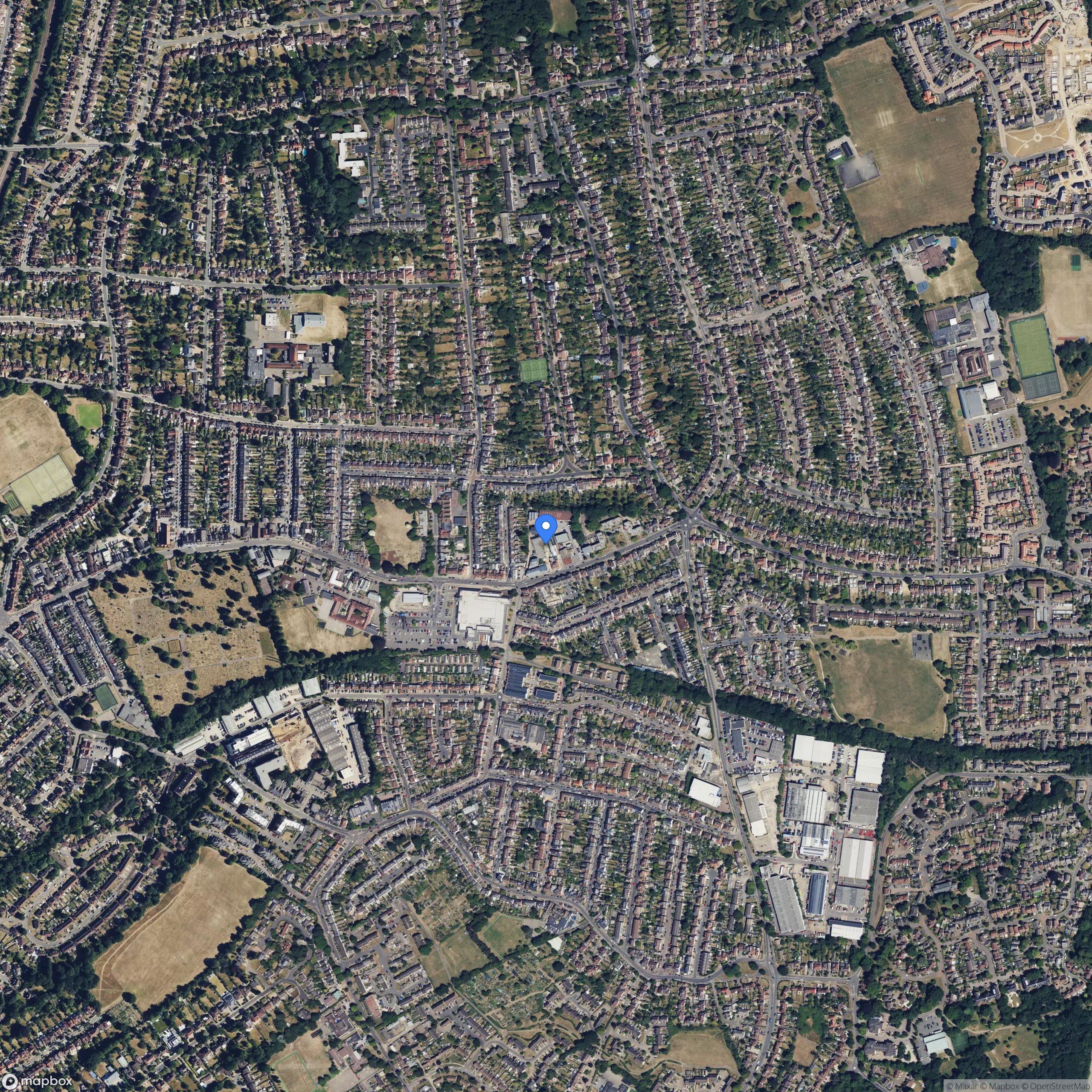 51°45'09.1"N 0°18'35.1"W
