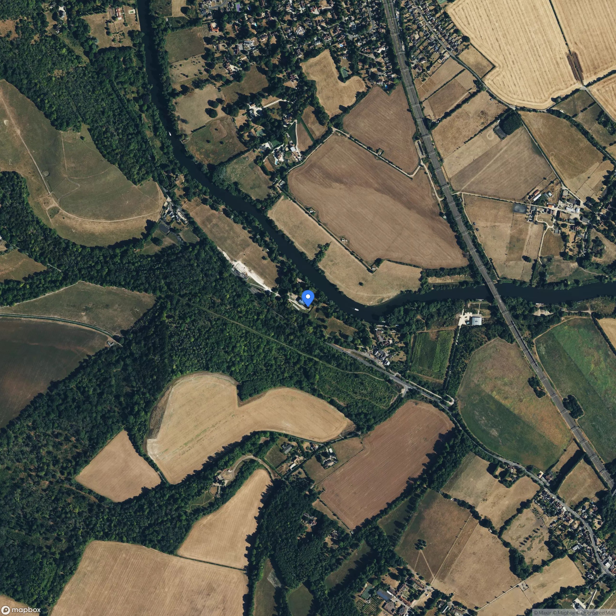 51°30'40.3"N 1…