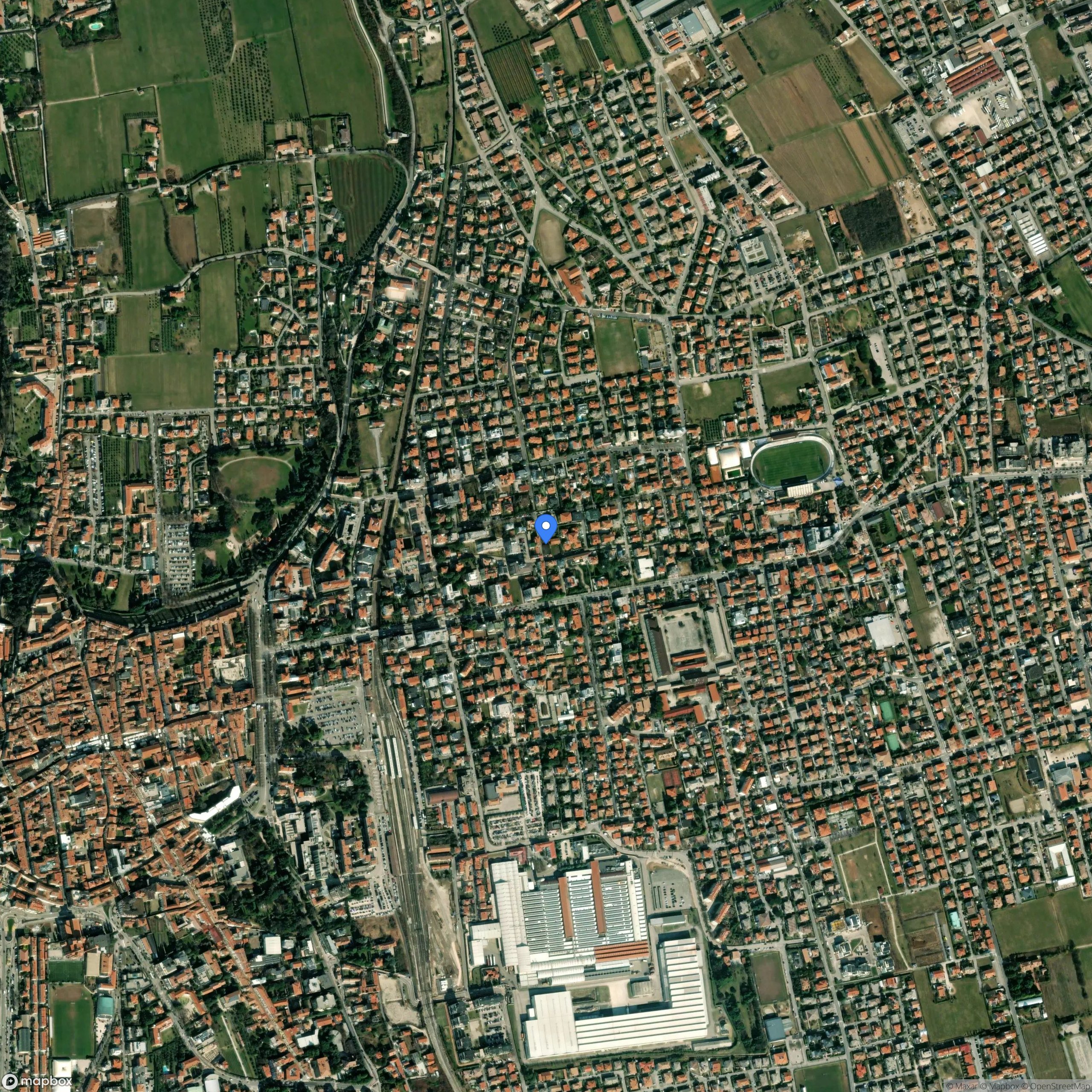 Casa abbandonata + capannone