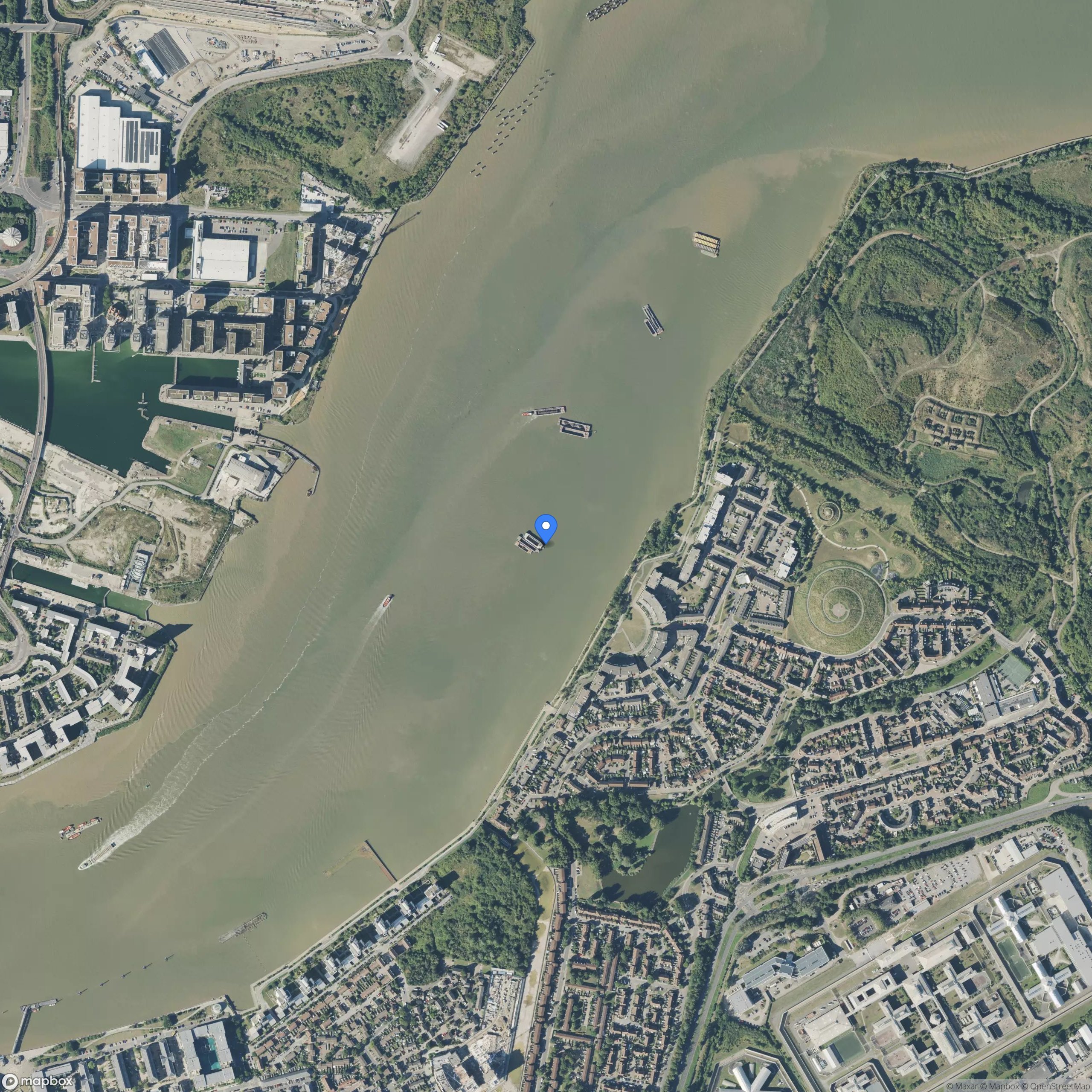Multiple Shipwrecks / sunken boats (LOW TIDE)