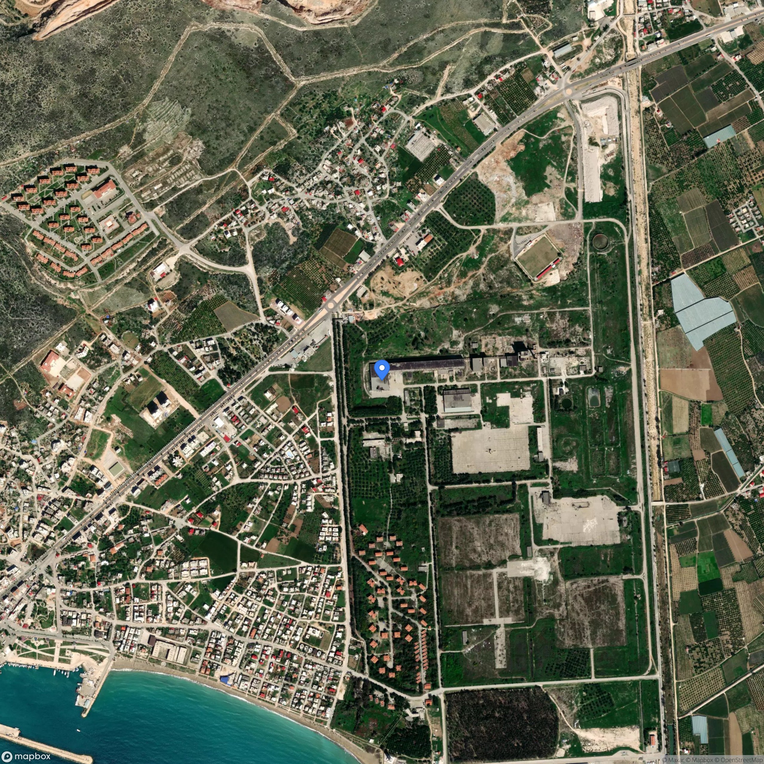 Terk edilmiş fabrika