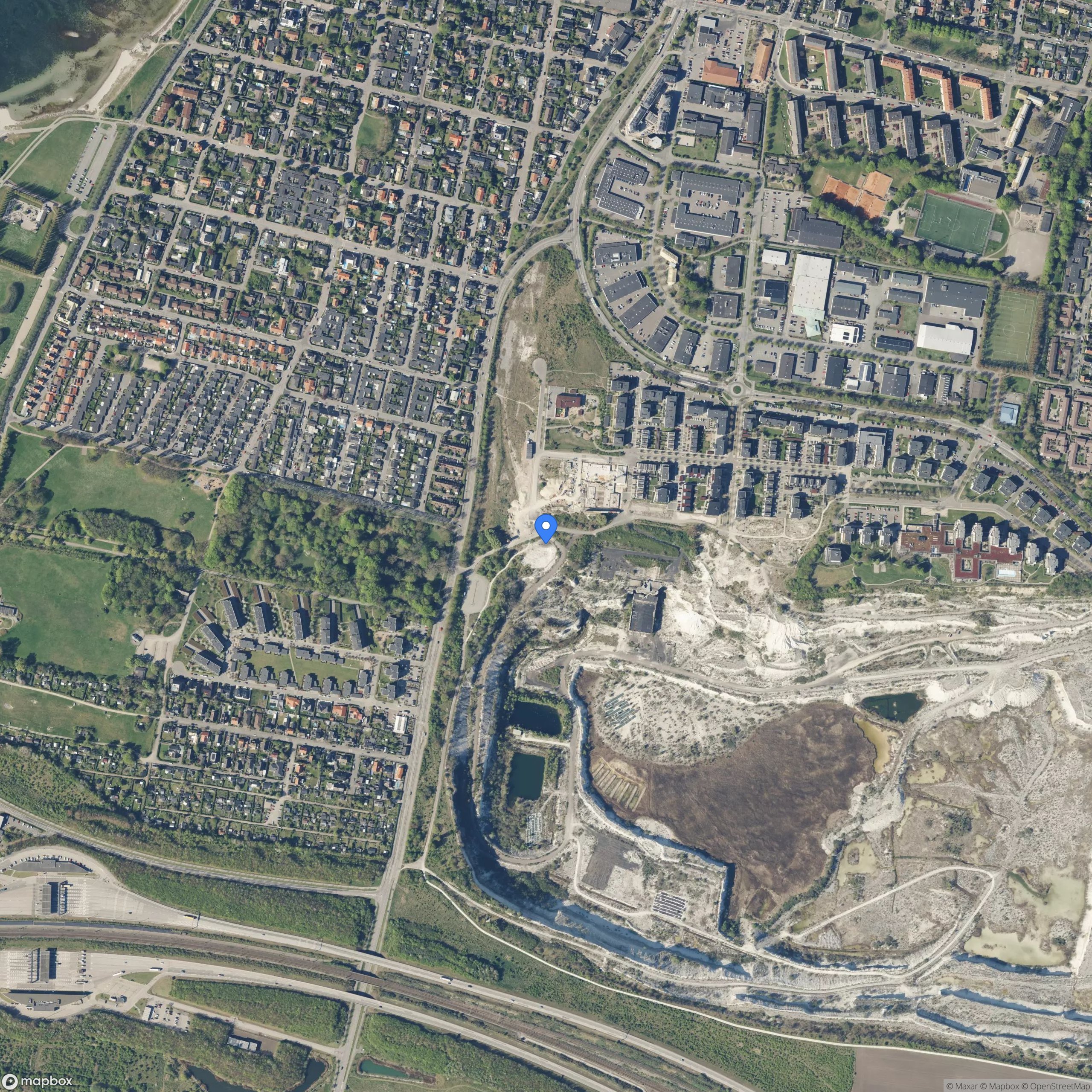 Massive quarry