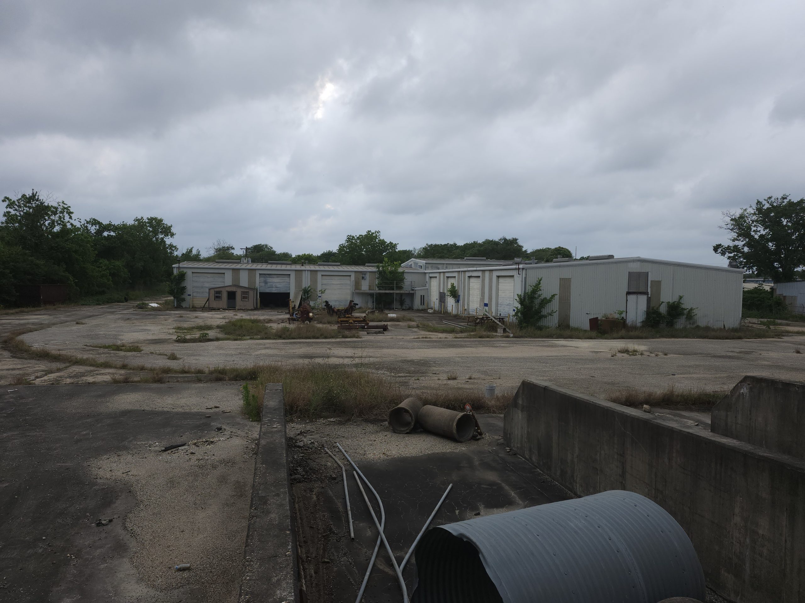 Abandoned precinct