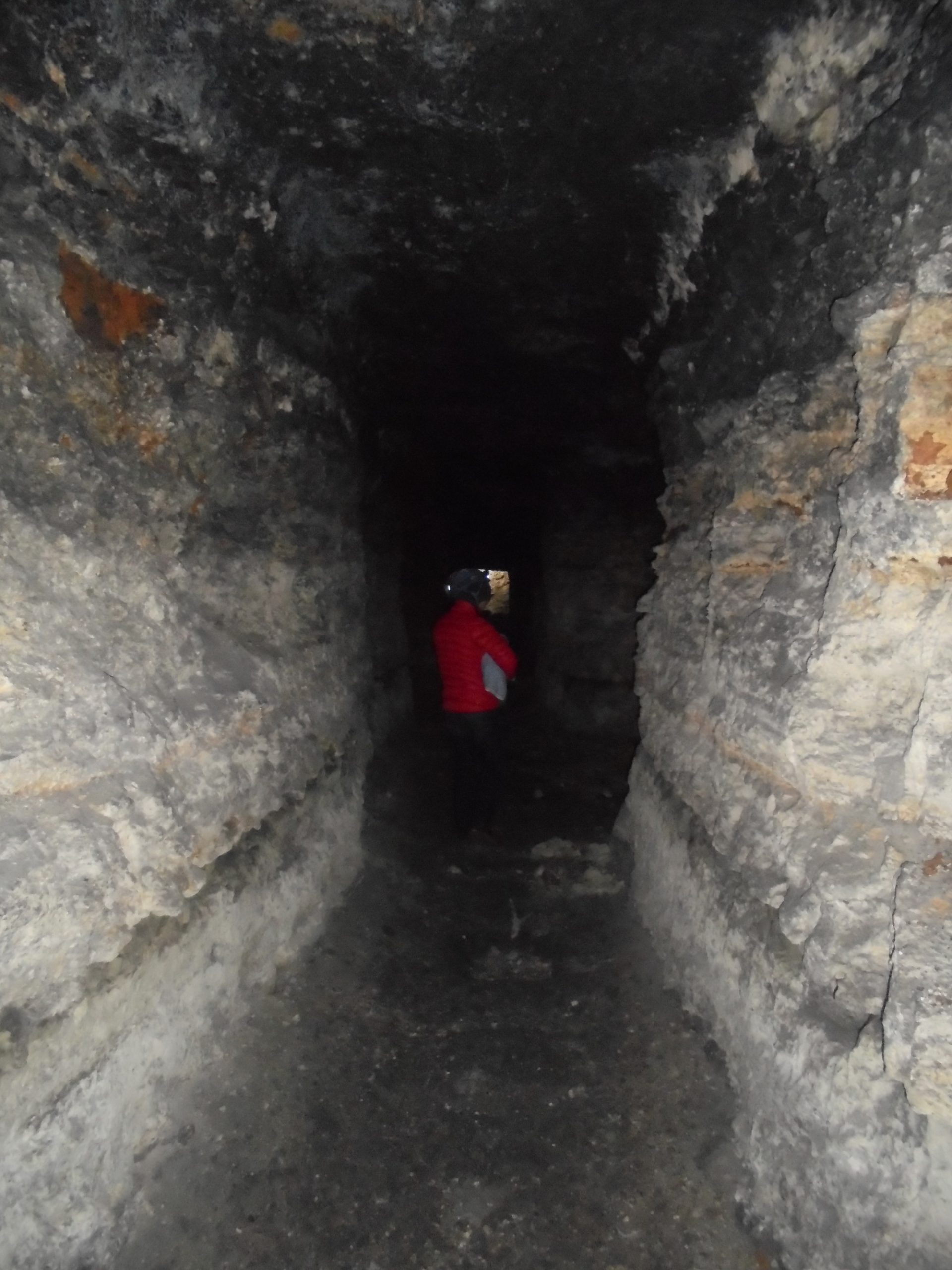 Hagieni Cave