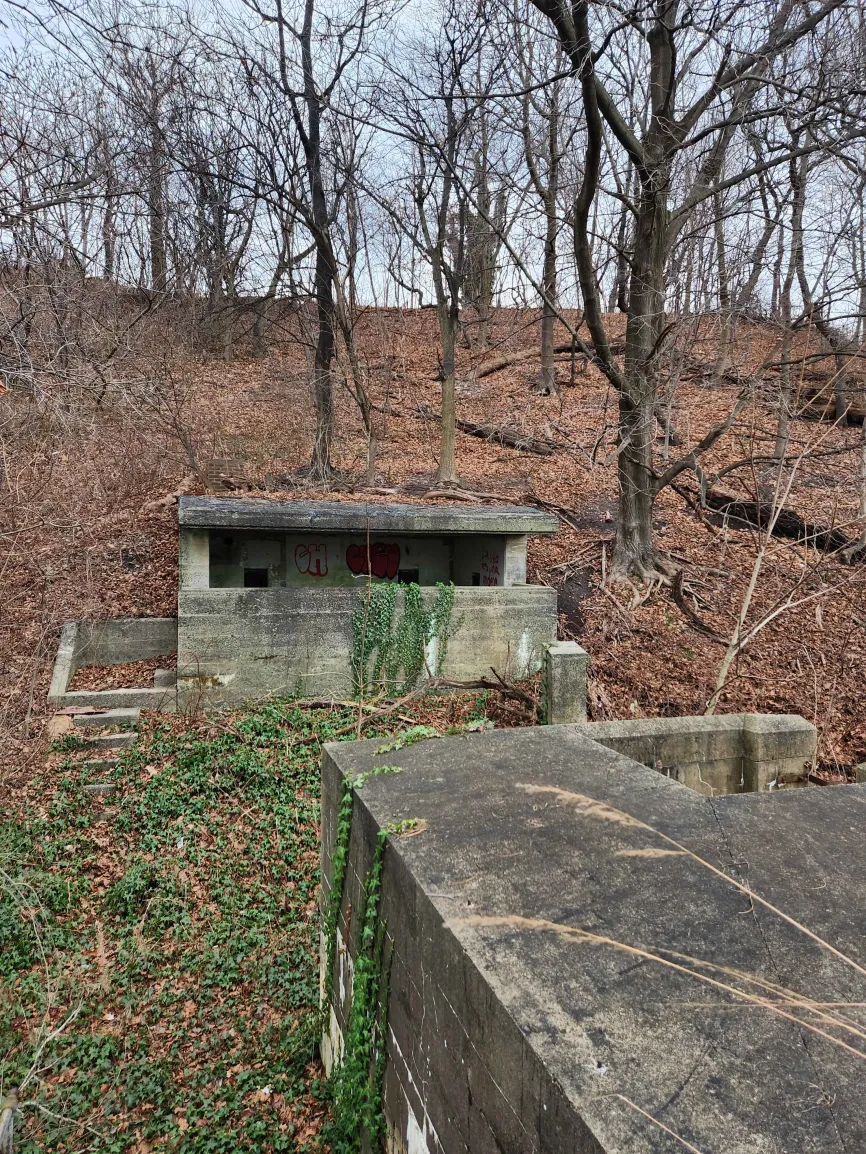 Abandoned section of Fort Totten