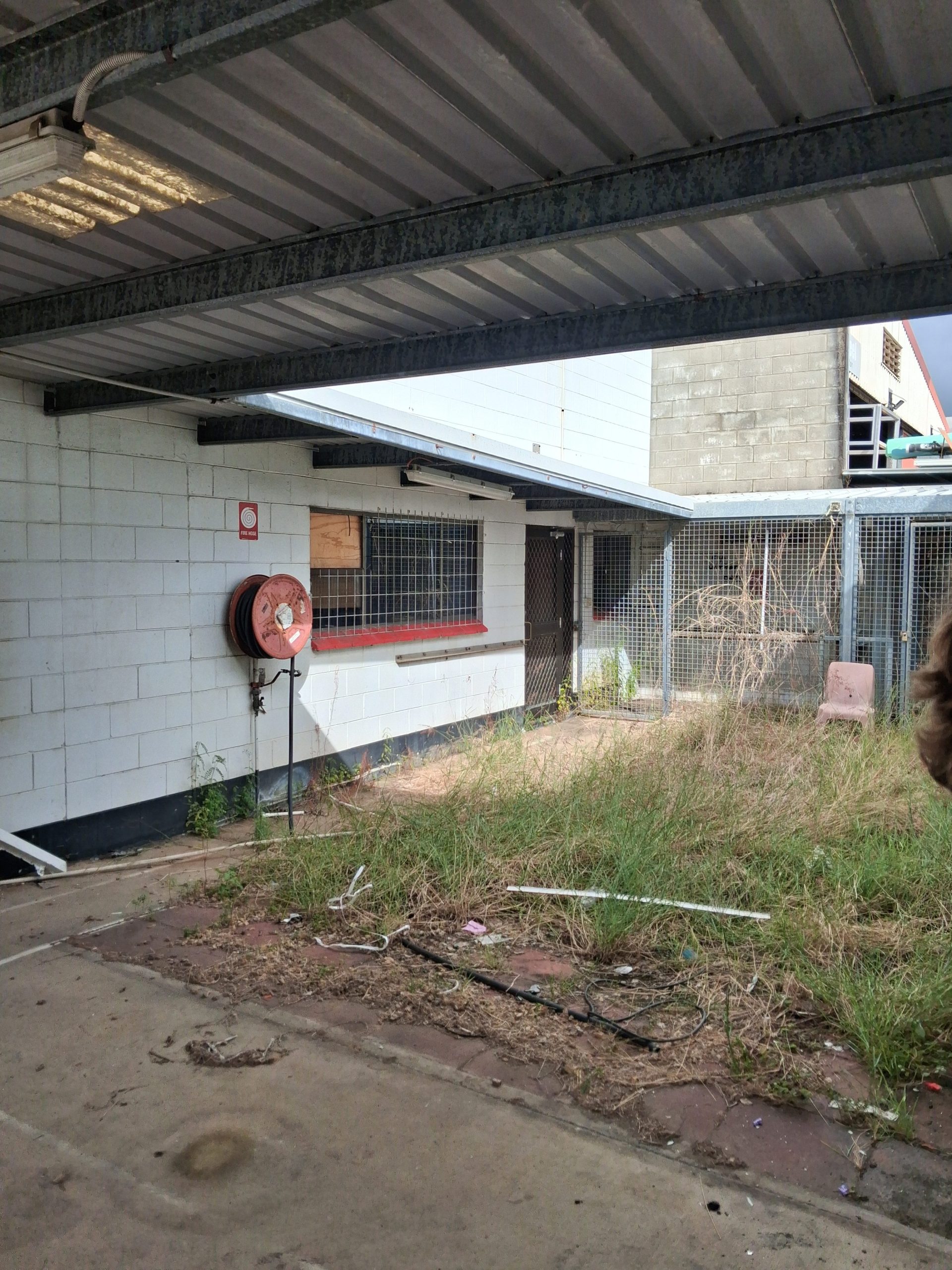 Abandoned building (not sure what is was previously)