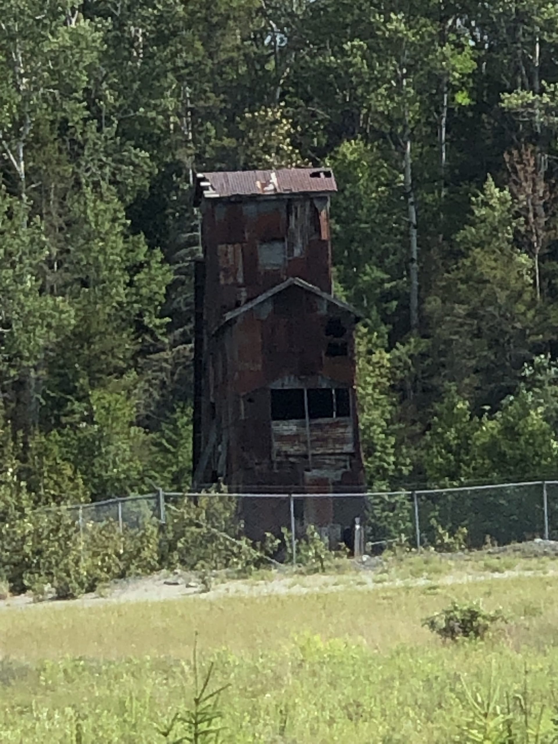Abandoned head frame