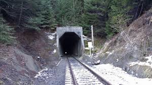 Tunnel 13