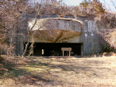 WW2/Cold War Battery Mills Bunker