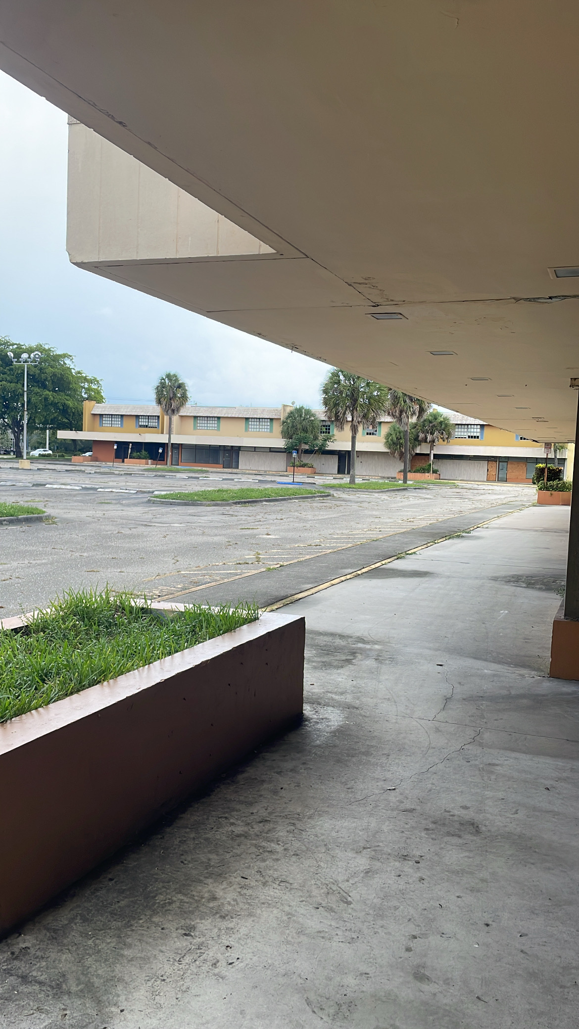 Abandoned plaza